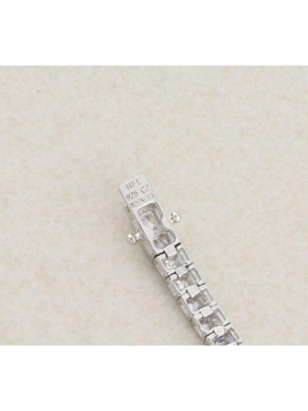 Sterling Silver Brilliant Princess Cut Sparkly Cubic Zirconia Tennis Bracelet 8" - Picture 8 of 8